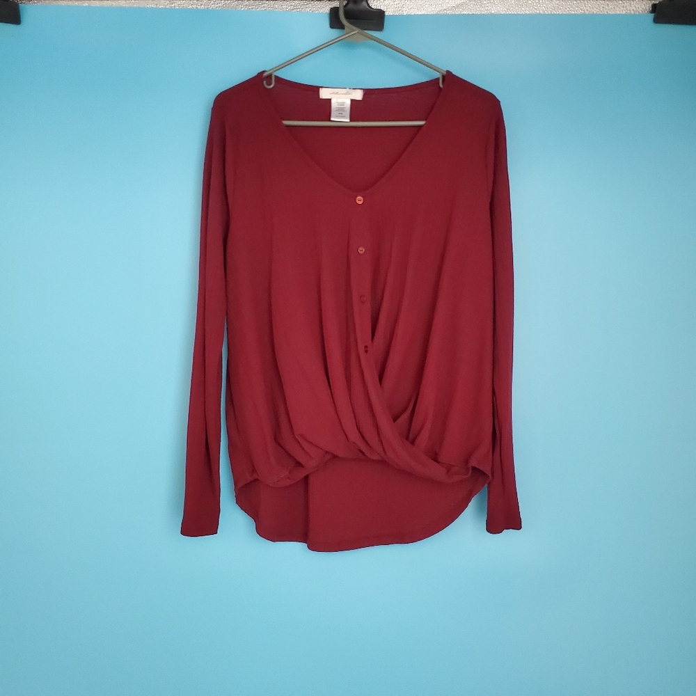 White Willow Boutique Blouse Size Medium Maroon